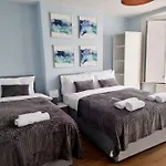 Spacious 2 Bedroom 3 Min Walk Mile End Station -Sleeps 5
